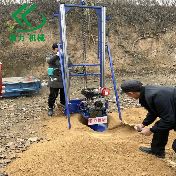 旋轉(zhuǎn)打樁鉆孔機(jī).jpg